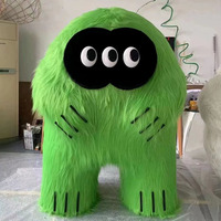 Statue de mascotte en fibre de verre floquée sur mesure, grande taille, pour vitrine de magasin, point photo, merchandising visuel, monstre poilu de dessin animé