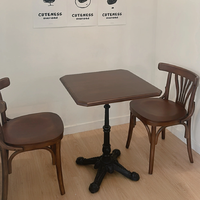 Ensemble table et chaises de restaurant commercial en bois massif de style rétro américain pour café, restaurant occidental, salon de thé, dessert, carré