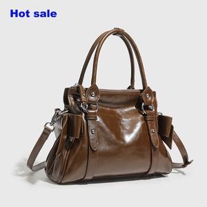 Sacs à main de luxe pour femmes 2026 en cuir PU avec fermeture éclair, design tendance, vente en gros - Product Image 1