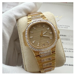 Montres de luxe de créateurs au style hip-hop ont passé le test. <span class=keywords><strong>Ils</strong></span> sont dotés d'un mouvement automatique en saphir VVS D. - Product Image 6