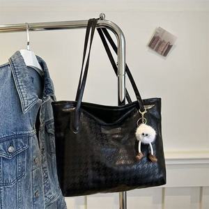 Bolso de hombro asimétrico con estampado a cuadros para mujer estilo informal a la moda - Product Image 1
