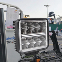 Einstellbare LED-Arbeitsleuchte für LKWs und Autos Langlebig Wasserdicht ECE R10 Zertifiziert Flut-/Spot-Lichtstrahl 48W Weiß Auto-Außenbeleuchtung