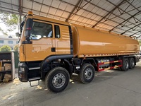 Camion-citerne SINOTRUK TX 8x4