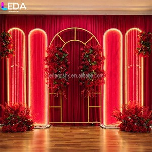 LEDA - Suministros para Eventos y Bodas en Interiores, Fondo Ovalado de Metal LED Personalizado de Lujo y Alta Calidad - Product Image 1