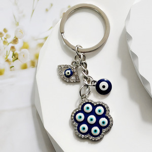 Llavero y colgante yeguang con forma <span class=keywords><strong>de</strong></span> corazón, gota <span class=keywords><strong>de</strong></span> agua, ojo turco y ojo <span class=keywords><strong>de</strong></span> diablo, con efecto <span class=keywords><strong>de</strong></span> gota <span class=keywords><strong>de</strong></span> aceite y azul turco - Product Image 3