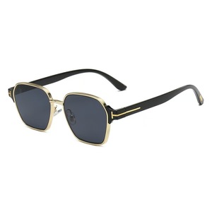 Nouvel Arrivage Transfrontalier 2026 – Lunettes de Soleil Polarisées Polygones pour Hommes, Protection UV Tendance, Idéales pour la Conduite - Product Image 2