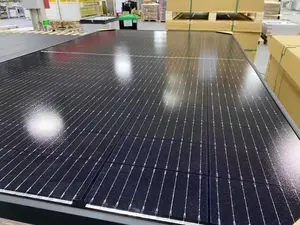 Wholesale High Efficiency Mono Perc Solar Panel All Black 500w 550w 560w Pv Panel For Solar Power System Project