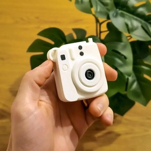 Llavero Antiestrés de Plástico Impreso en 3D con Diseño de Mini Polaroid, Puede Contener <span class=keywords><strong>Fotos</strong></span> Pequeñas de 1.0 Pulgadas, Éxito de Ventas Transfronterizo - Product Image 2