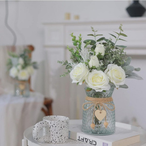 Livraison rapide, fleurs artificielles de haute qualité, 5 têtes de roses en soie faites à la main, <span class=keywords><strong>eucalyptus</strong></span>, vase en verre, bouquet de fleurs de mariage - Product Image 2