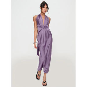 Produit de gros <span class=keywords><strong>Robe</strong></span> longue Maxi sans manches en satin à encolure plongeante et dos ouvert avec design trapèze pour femmes coupe ajustée - Product Image 3