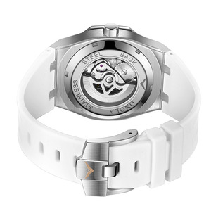 Мужские механические часы с силиконовым ремешком - Product Image 5