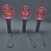Bâton lumineux LED personnalisé en plastique acrylique à motifs, 15 couleurs changeantes, style romantique, impression numérique, portable, pour concert Kpop