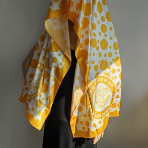 <span class=keywords><strong>Sciarpa</strong></span> Decorativa Personalizzata 63x17 Pollici dell'Ordine del Cerchio d'Oro in Seta Imitata con Lettere Greche per Confraternite - Product Image 1