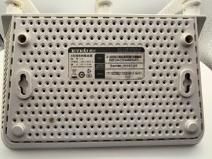 เครื่องขยายสัญญาณไวไฟ Jinglai Network Tenda F3 V3/V6/V8 ไฟเบอร์ Wi-Fi 2.4GHz 300Mbps สำหรับบ้าน พร้อมไฟร์วอลล์ 1 พอร์ต WAN + 3 พอร์ต LAN - Product Image 3