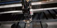 Machine de découpe laser CNC pour contreplaqué, acrylique, acier inoxydable 1690 1390 1310 1610