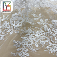 Tissu en dentelle africaine de haute qualité en gros, tissu en dentelle perlée, tissu en maille de dentelle, tissu brodé de sequins pour robes de mariée