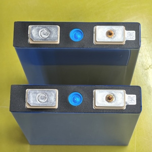 Eficiencia y Movilidad: Celdas de 3.2V 30Ah 3C para Proyectos Modernos de Bicicletas Eléctricas y Scooters - Product Image 6