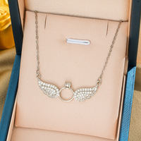 Collier de Clavicule en Acier Inoxydable Plaqué Or 18K Style Japonais Coréen, Léger, Luxueux, Étanche, Durable et Inaltérable pour Femme