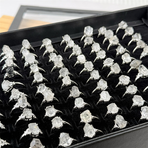 Vente en gros de bagues de bijoux en cristal de pierres précieuses naturelles bague en diamant Herkimer à vendre - Product Image 4