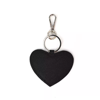 Porte-clés de luxe personnalisé en forme de cœur, logo personnalisé, haute qualité, multicolore, fait main, en cuir véritable pour sac et voiture