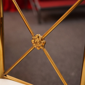 Sedia da Pranzo Moderna in Acciaio Inossidabile Dorato, Resistente e Romantica per Hotel, Matrimoni, Ristoranti, Feste, Eventi, Sale Banchetti e Esterni - Product Image 4