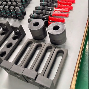 Mire <span class=keywords><strong>como</strong></span> los robots soldan en este sistema de mesa de soldadura 3D de hierro fundido de alta resistencia - Product Image 3