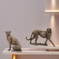 Leoparden-Statue aus Kunstharz, Tischdekoration, Tierskulptur für Zuhause, Ästhetische Schreibtischdekoration im Goldenen Schnitt