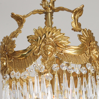Bijouterie en laiton antique sculpture à la main château impérial lustre décoratif en cristal suspendu de luxe suspension lumineuse