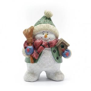 Resistente Statuetta del Piccolo <span class=keywords><strong>Maggiordomo</strong></span> nella Neve, Ornamento Natalizio a Forma di Pupazzo di Neve in Resina, Adatto per Decorazioni Natalizie - Product Image 3