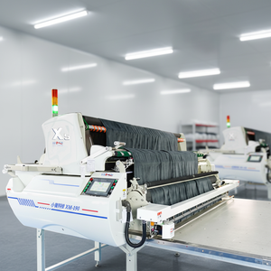 Nouvelle machine automatique <span class=keywords><strong>d</strong></span>'étalement et de <span class=keywords><strong>d</strong></span>écoupe de vêtements en acier <span class=keywords><strong>à</strong></span> alignement de bord de précision, certifiée CE pour la production textile domestique - Product Image 1