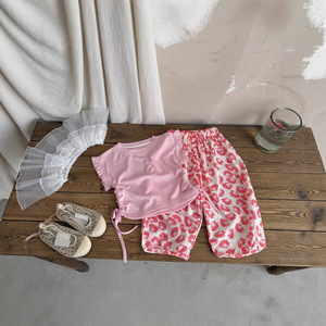 <span class=keywords><strong>Abbigliamento</strong></span> per Bambine, Set Estivo Nuovo Stile 2025, Pantaloncini Anti-zanzare con Maniche a Volant, Cotone Tinta Unita con Cartoni Animati alla Moda - Product Image 2