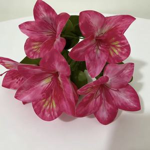 Bouquet de fleurs artificielles Magnolia imprimées en 3D Paulon, 31 cm de haut x 21 cm de large, en plastique, pour mariage et décoration intérieure - Product Image 4