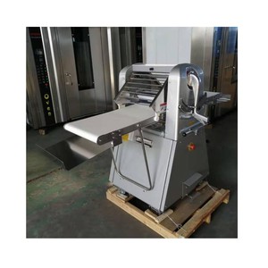 Machine à pâtes électrique avec fonction de roulage de la pâte et de fabrication de pâtes interchangeables - Product Image 5