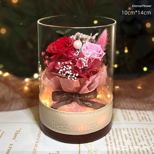 Vente en gros de roses <span class=keywords><strong>éternelle</strong></span>s sous cloche en verre, boîte cadeau avec lumière LED, fleurs réelles conservées - Décoration pour <span class=keywords><strong>la</strong></span> Saint-Valentin, mariage, Noël, remise de diplôme - Product Image 3