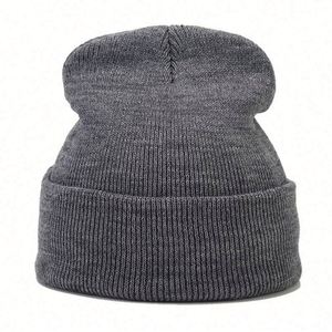 Gorros de Invierno de Punto Acrílico Lisos de Color Sólido Unisex de Alta Calidad al por Mayor, Gorros Personalizados con Logotipo Bordado - Product Image 3