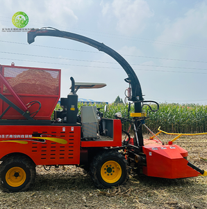 Las granjas ganaderas a gran escala utilizan cosechadoras de alimento agrícola de alta eficiencia y totalmente automáticas, con capacidad de 1900 kilogramas. - Product Image 5