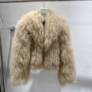 Giacca da Donna Corta RXFurs in Vera <span class=keywords><strong>Pelliccia</strong></span> di Agnello di Mongolia con Ampio Collo Reversibile, in Lana di Pecora Naturale, Tinta Unita, Saldi Personalizzati - Product Image 3