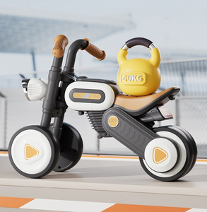 Vélo d'équilibre pour enfants à quatre roues sans pédales, voiture à roulettes pour bébé, jouet de vélo à glissière pour enfants avec musique et lumière - Product Image 6