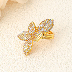 Anillo de Dedo Índice Abierto de Cobre Electrochapado con Diamantes Completos y Diseño de Hojas Florales Novedoso, Estilo Europeo Americano, de Nicho y de Moda - Product Image 4