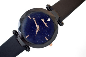 Soldes Exceptionnelles : Ensemble Montre Femme de Luxe Sportive Étanche en Cuir avec Bracelet et Boîtier en Alliage, Mouvement à Quartz, Verre Minéral - Product Image 6