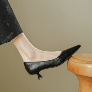 UP-6352r 4 da donna da 6cm <span class=keywords><strong>tacchi</strong></span> a spillo <span class=keywords><strong>bassi</strong></span> décolleté <span class=keywords><strong>eleganti</strong></span> scarpe da lavoro a punta da donna in microfibra per ufficio nuziale - Product Image 4