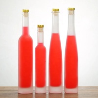 Botella de Vidrio Delgada y Cónica para Vino Helado o Jarabe, Diseño Alto y Elegante para Servir Vino de Postre y en Cafeterías