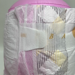 Couches jetables respirantes et douces pour bébés, super absorbantes - Product Image 2