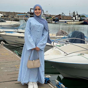 للبيع بالجملة طقم عباية إسلامية متواضعة من قطعتين عباية خارجية وفستان داخلي ملابس نسائية غير رسمية - Product Image 2