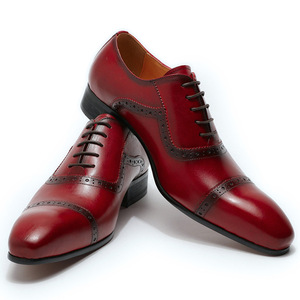 Chaussures habillées formelles pour hommes, chaussures de mariage en cuir luxueux pour le marié, chaussures Oxford de style italien luxueuses pour hommes - Product Image 1
