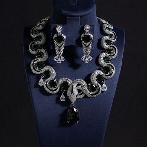Juego de Joyería de Lujo de Alta Calidad, Elegante Juego de Collar y Aretes con Circonita Cúbica Roja Rubí Chapada en Rodio, Regalo de Boda - Product Image 3