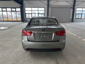<span class=keywords><strong>La</strong></span> voiture d'occasion <span class=keywords><strong>la</strong></span> <span class=keywords><strong>moins</strong></span> chère en Chine : <span class=keywords><strong>Kia</strong></span> Forte 2009 2012 2013 2014, berline d'occasion à essence à vendre - Product Image 5