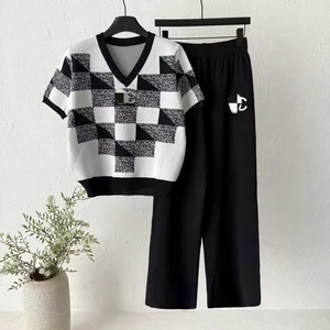 Nouvel ensemble d'été pour le commerce extérieur, tricoté à carreaux bleus et blancs, ample, anti-plis, pour femme, col en V, manches courtes, <span class=keywords><strong>pantalon</strong></span> large - Product Image 3