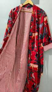 Manteau long en velours rouge pour femme, style enveloppant, à manches régulières, épais et écologique, idéal pour l'hiver et le printemps - Product Image 6