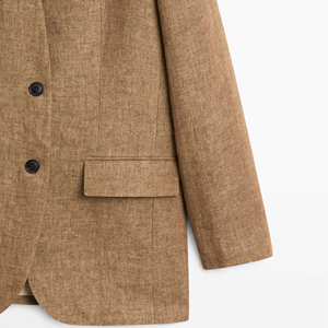 Blazer ajusté élégant pour femme en mélange de lin marron camel, sans col, à simple boutonnage, avec poches, respirant, idéal pour le travail et le bureau en été - Product Image 3